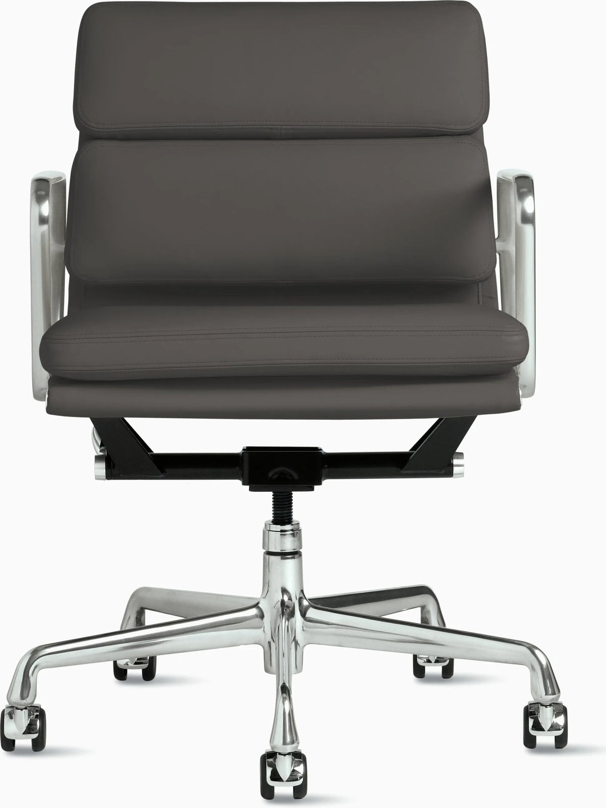 Eames Soft Pad Executive Chair