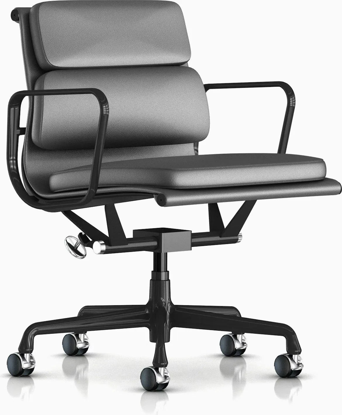 Eames Soft Pad Executive Chair