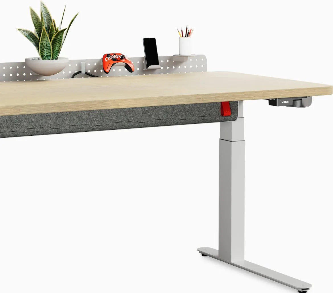Coyl Gaming Desk