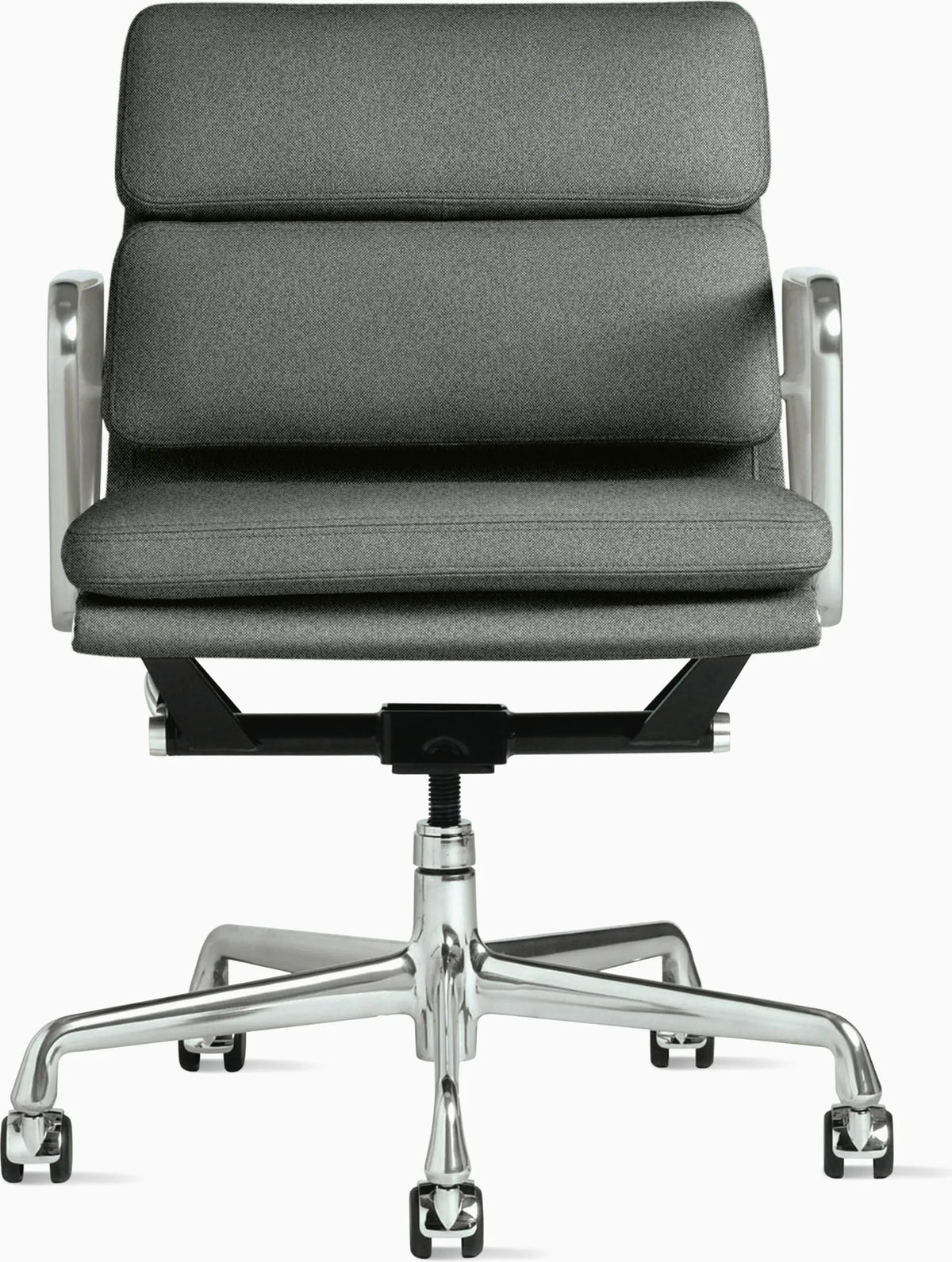 Eames Soft Pad Management Chair