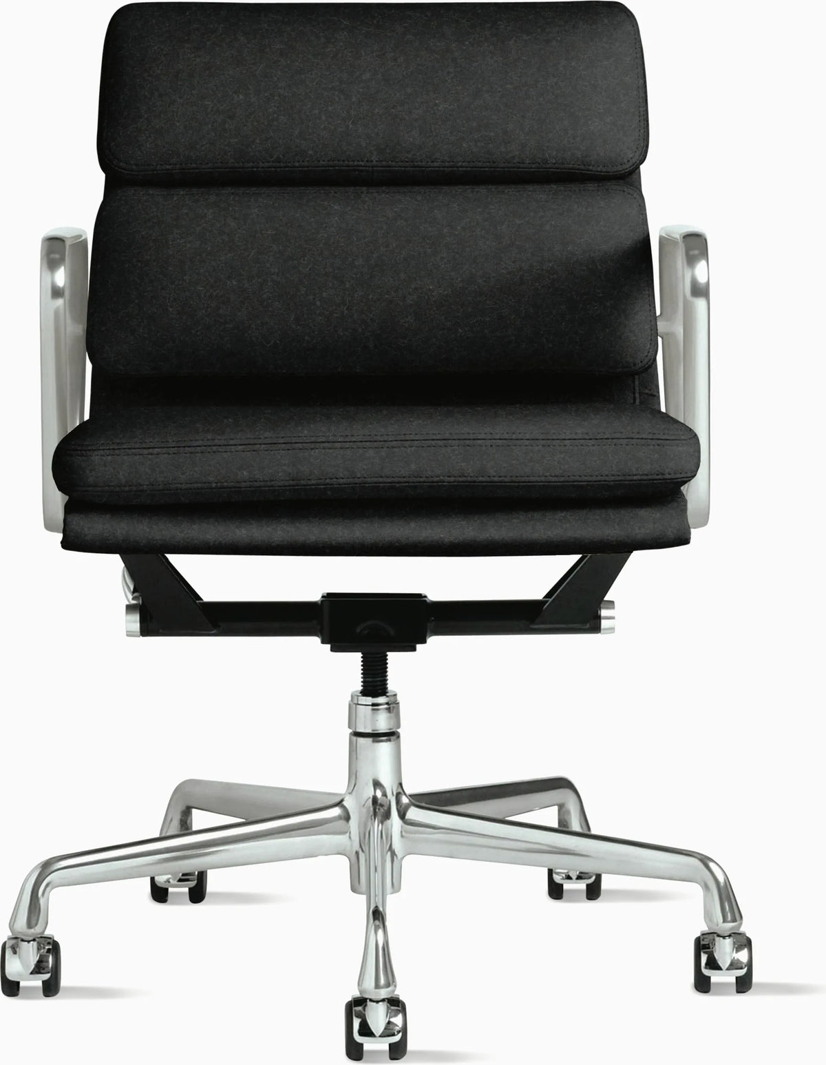 Eames Soft Pad Executive Chair