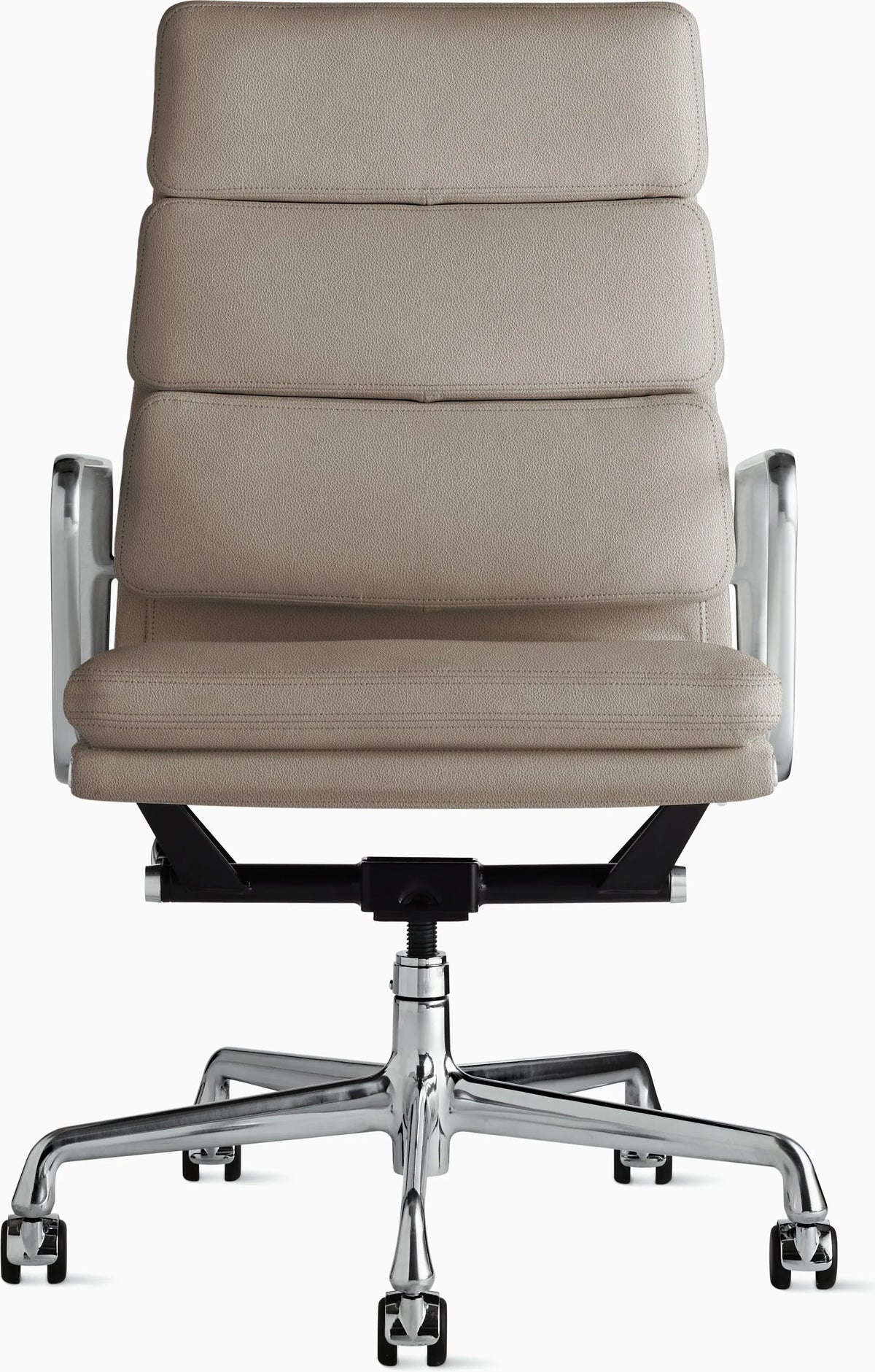 Eames Soft Pad Executive Chair