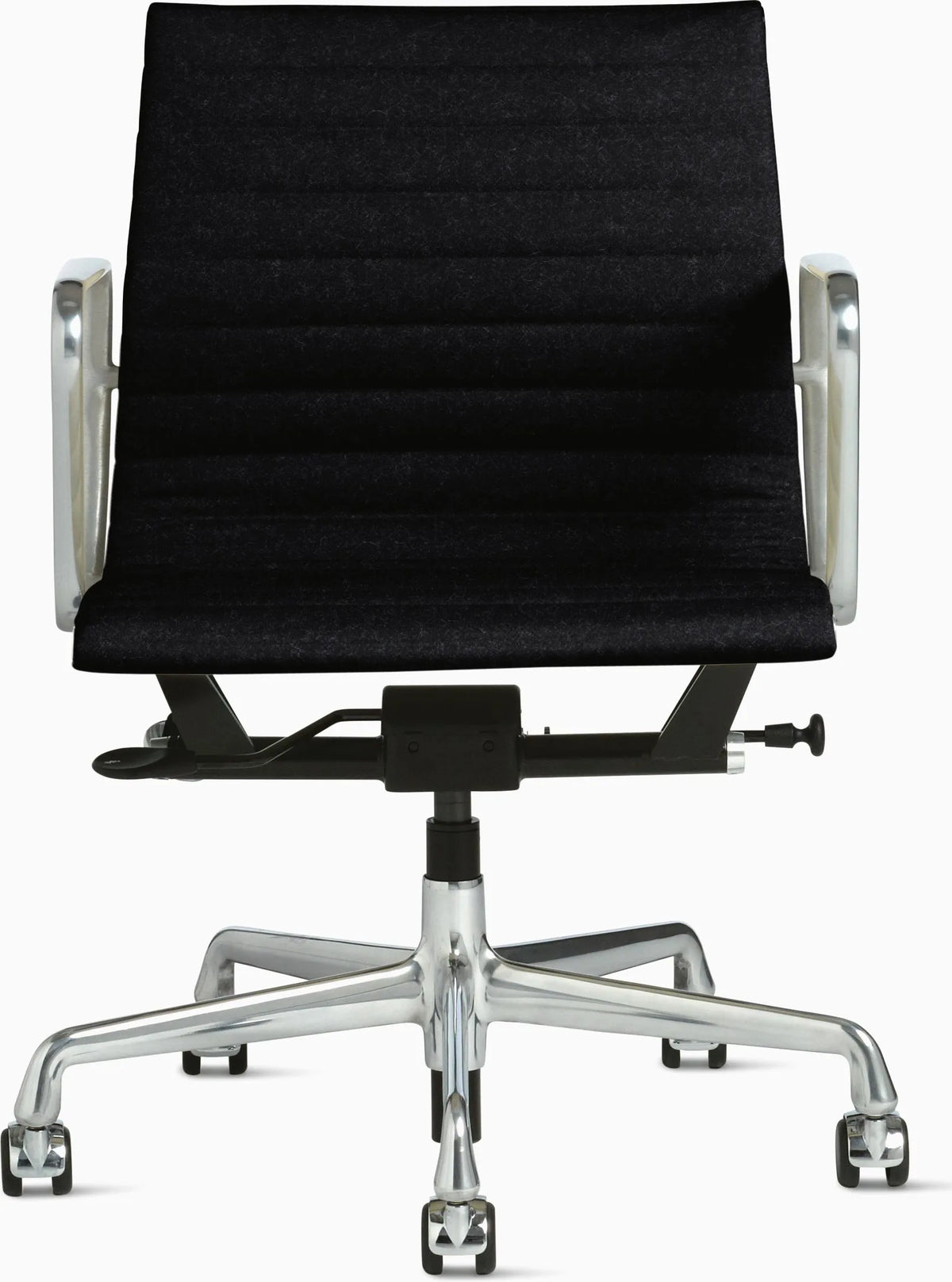 Eames Aluminum Group Chair, Executive