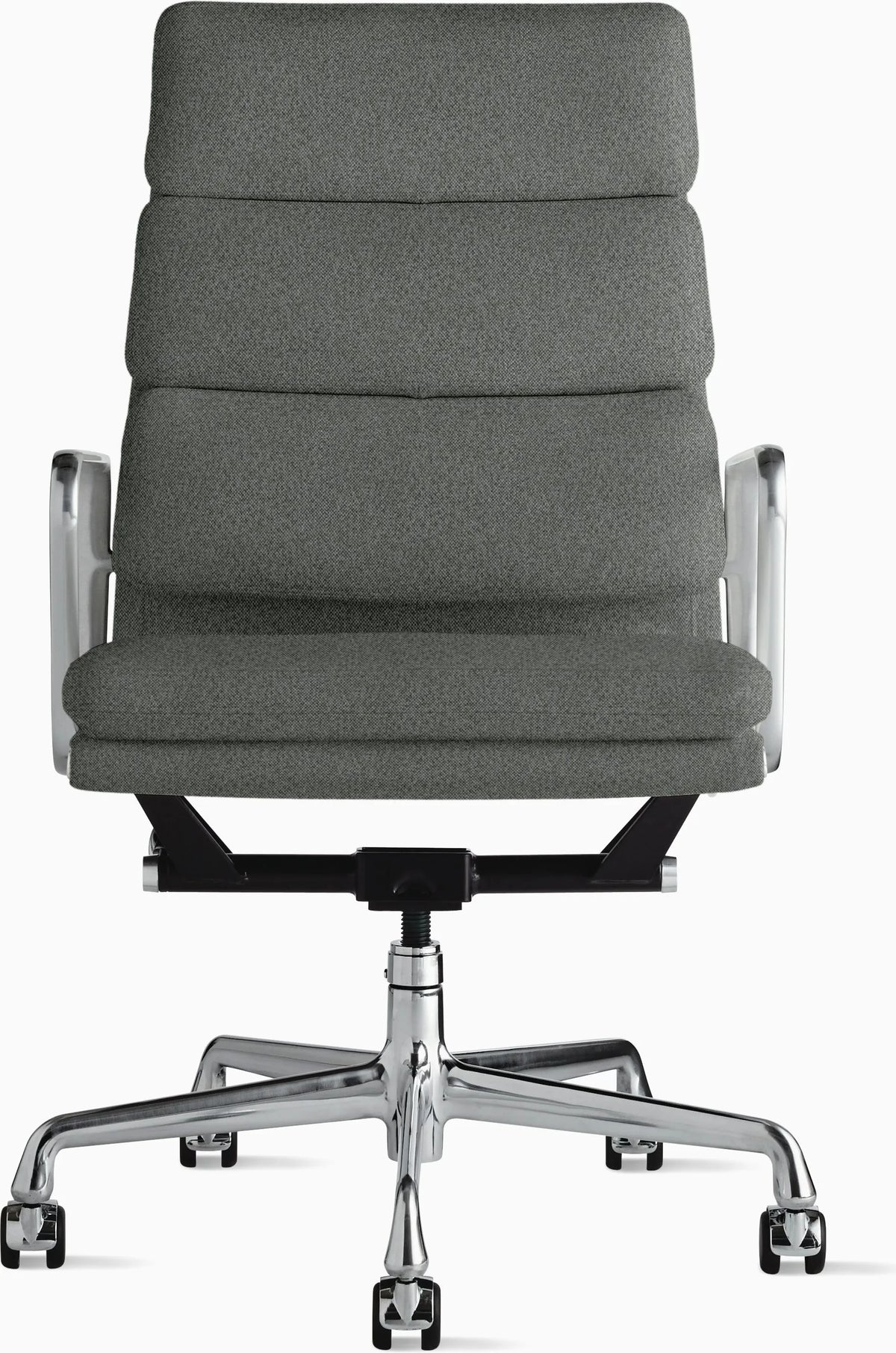 Eames Soft Pad Management Chair