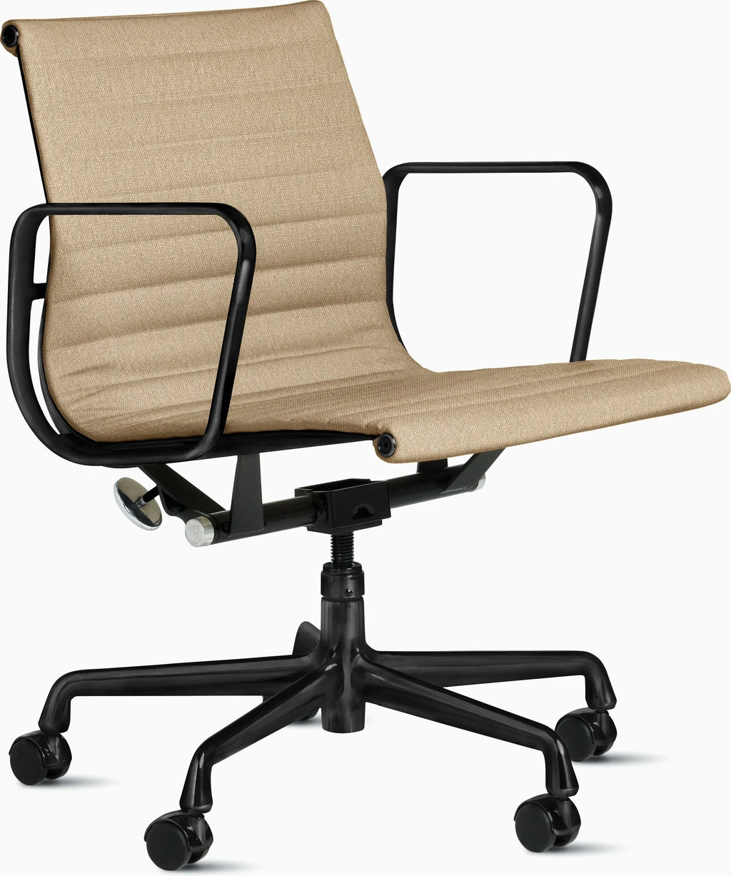 Eames Aluminum Group Chair, Management