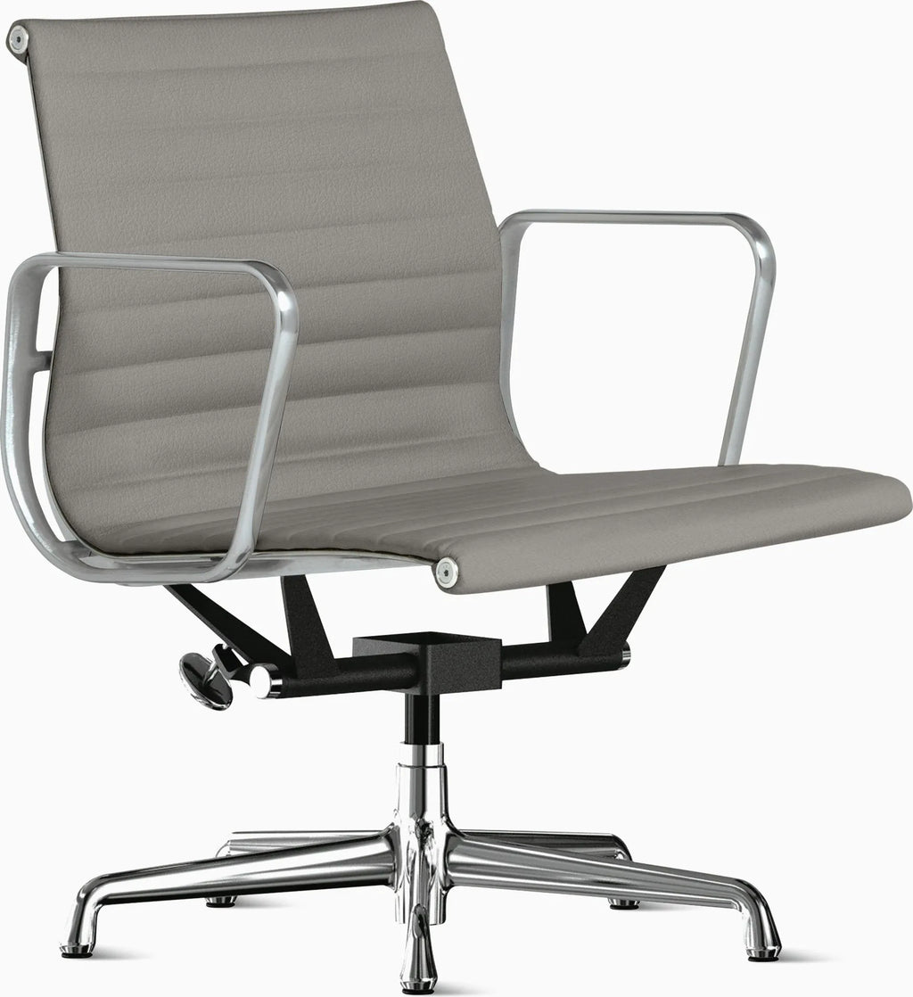 Eames Aluminum Group Chair, Management