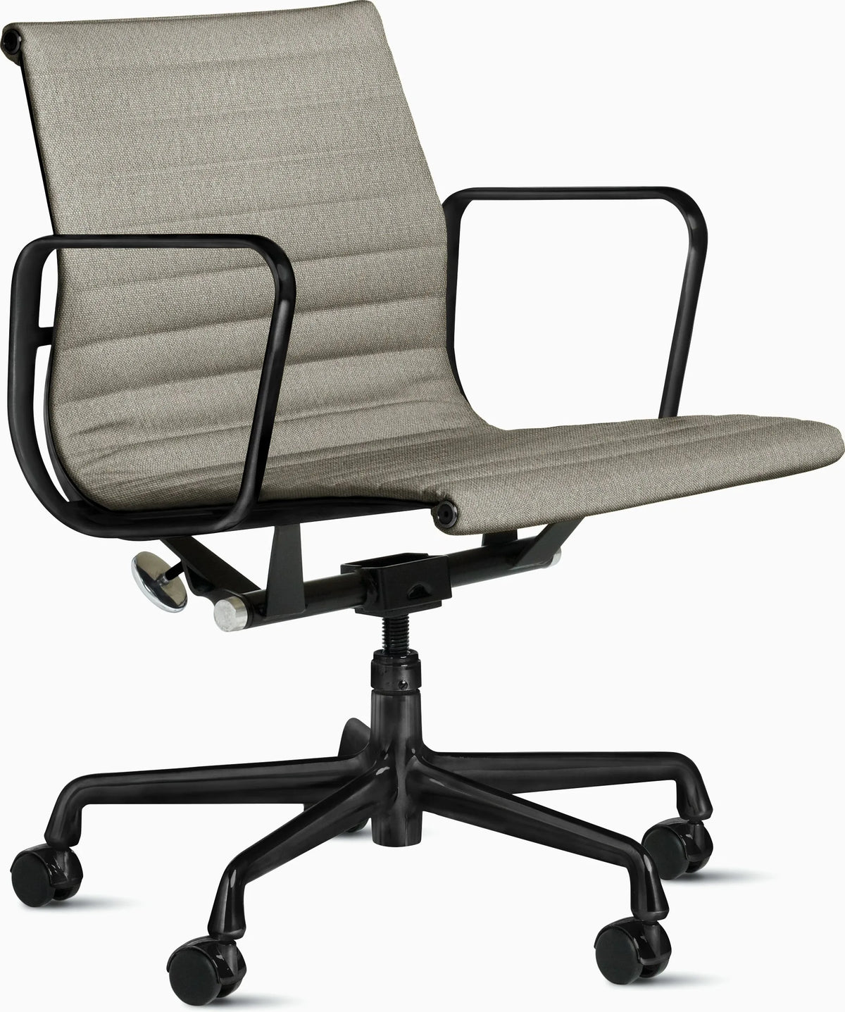 Eames Aluminum Group Chair, Management