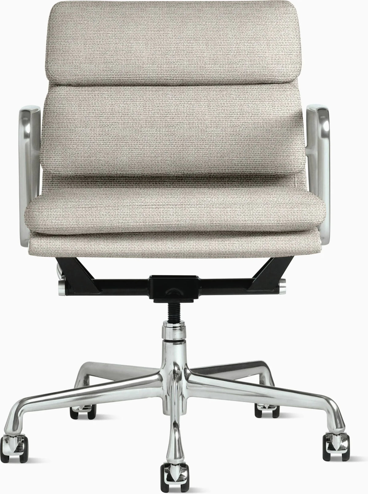 Eames Soft Pad Management Chair