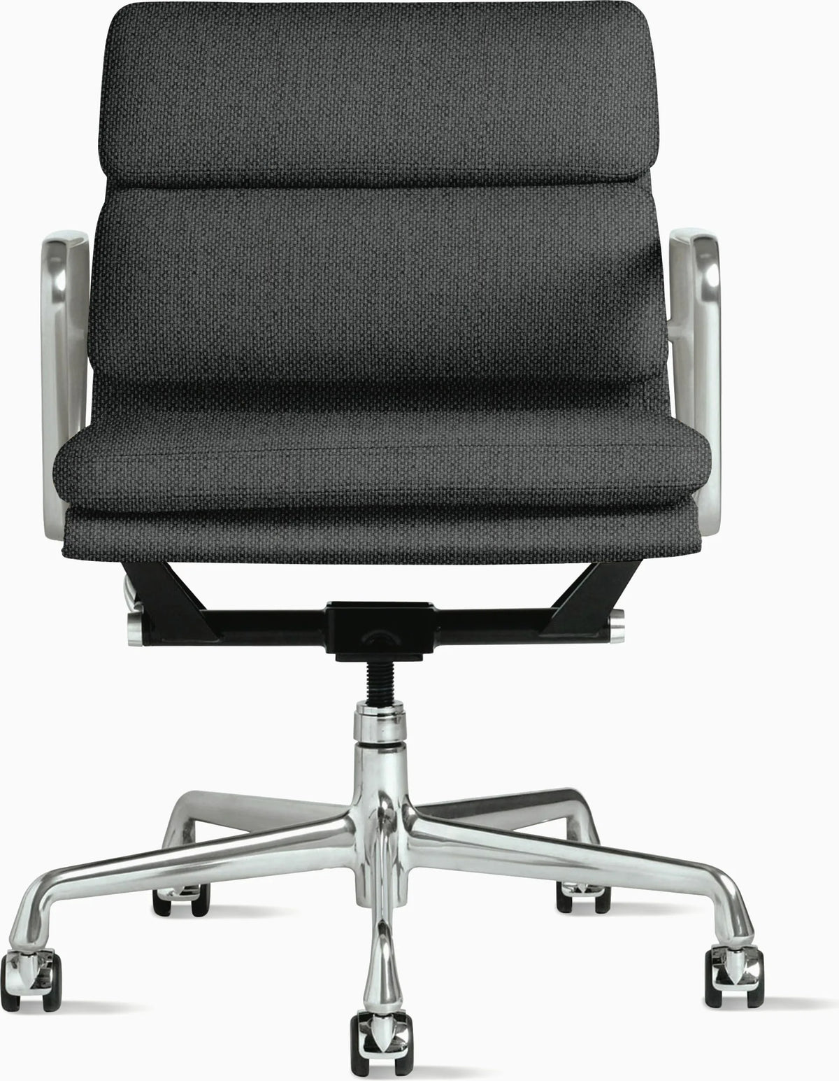Eames Soft Pad Management Chair
