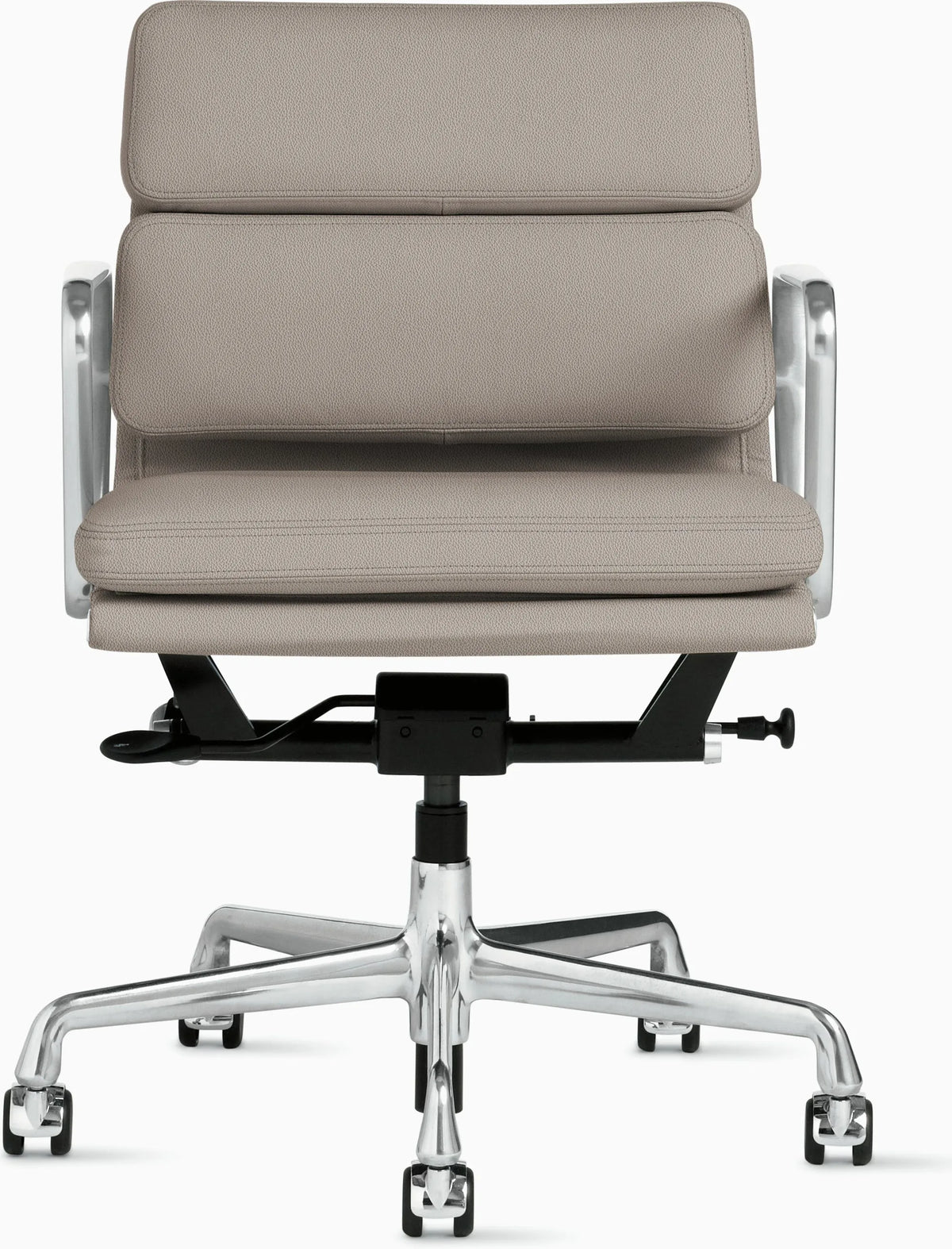 Eames Soft Pad Management Chair