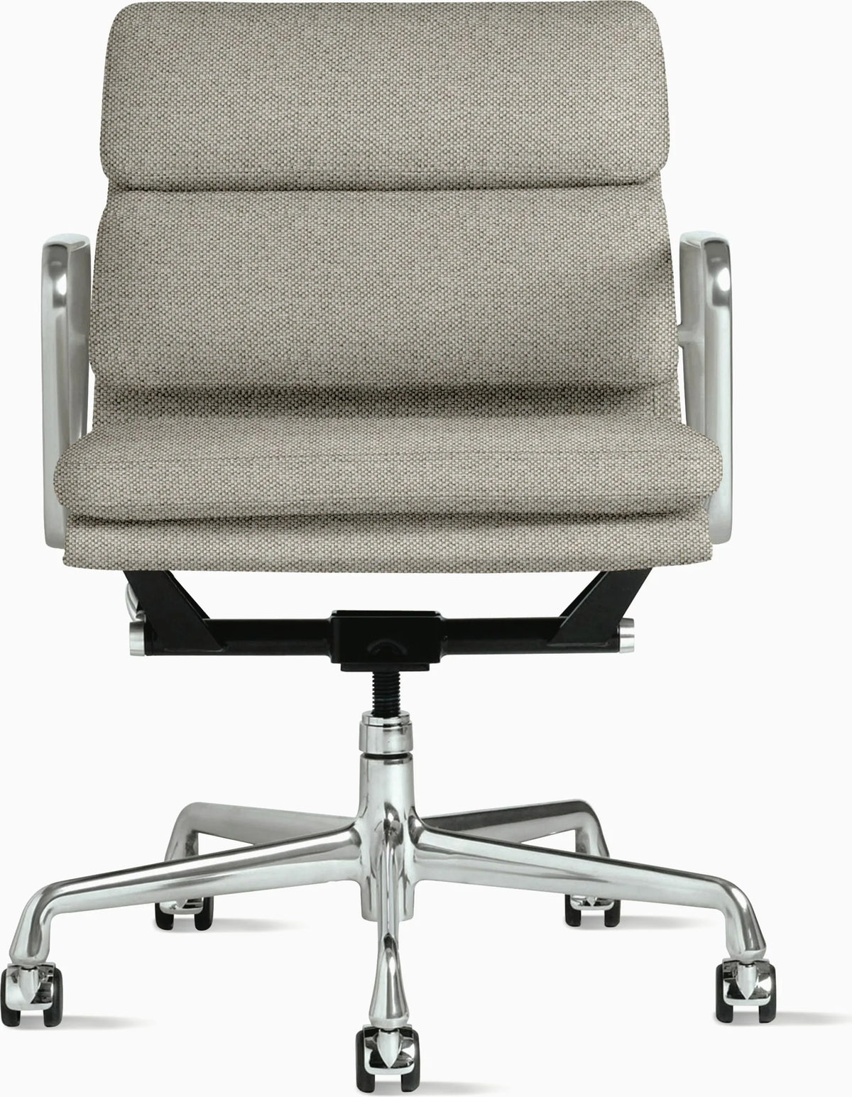 Eames Soft Pad Management Chair