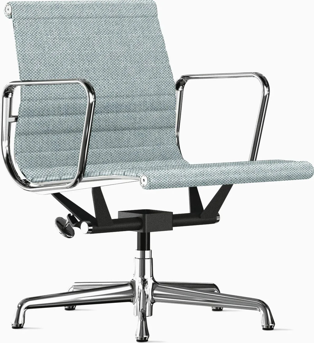 Eames Aluminum Group Chair, Management