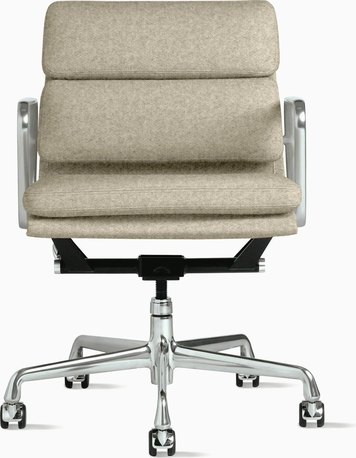 Eames Soft Pad Executive Chair
