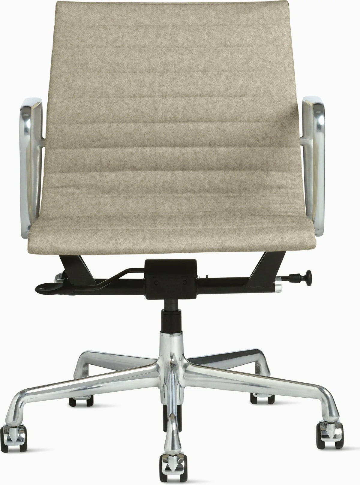Eames Aluminum Group Chair, Executive