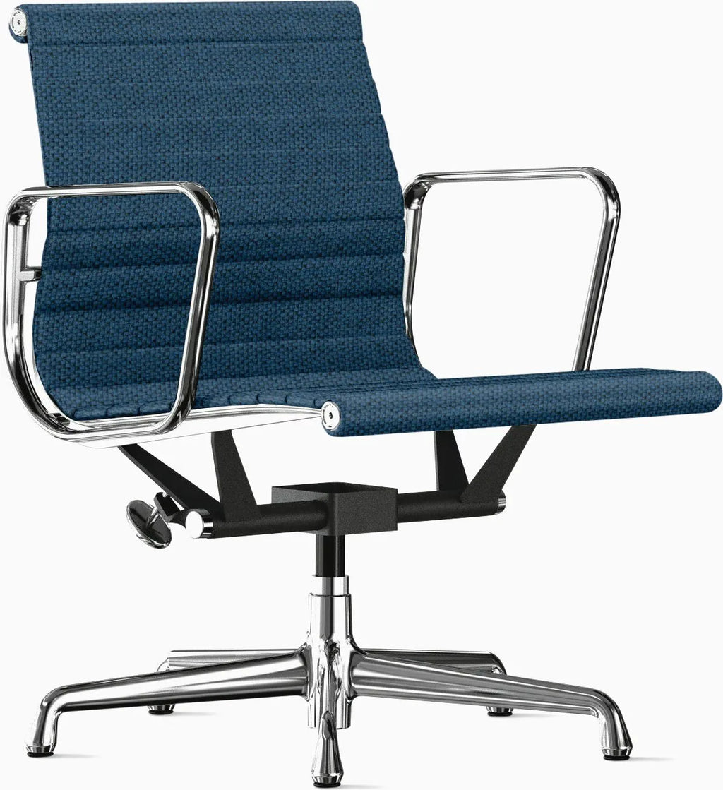 Eames Aluminum Group Chair, Management