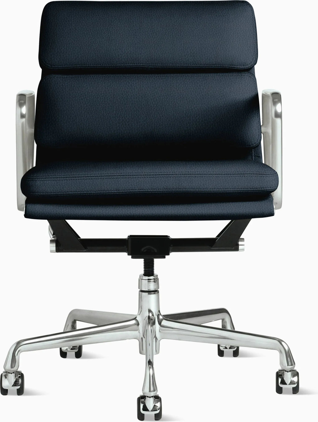 Eames Soft Pad Management Chair