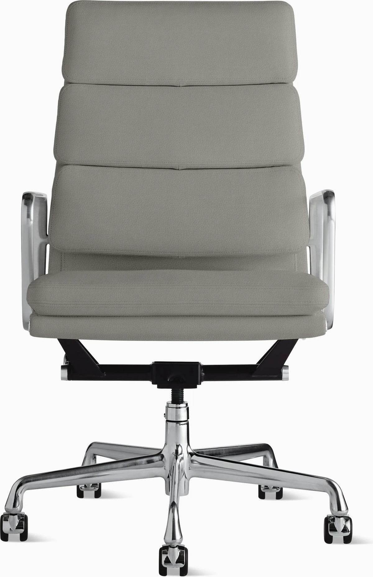 Eames Soft Pad Executive Chair