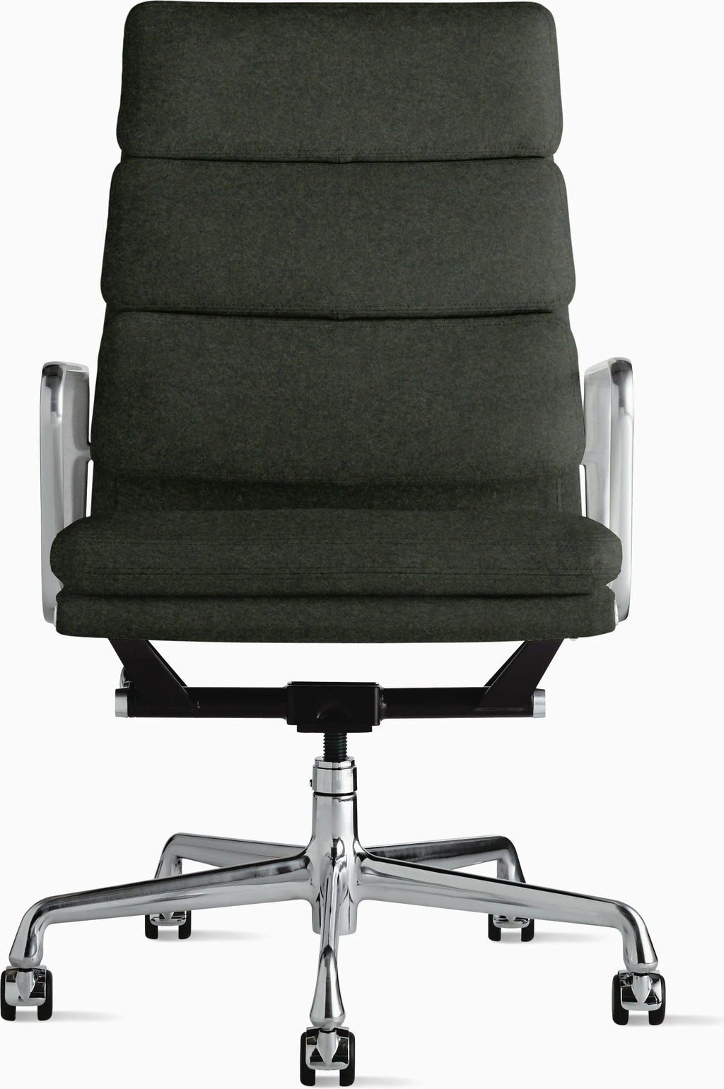Eames Soft Pad Executive Chair