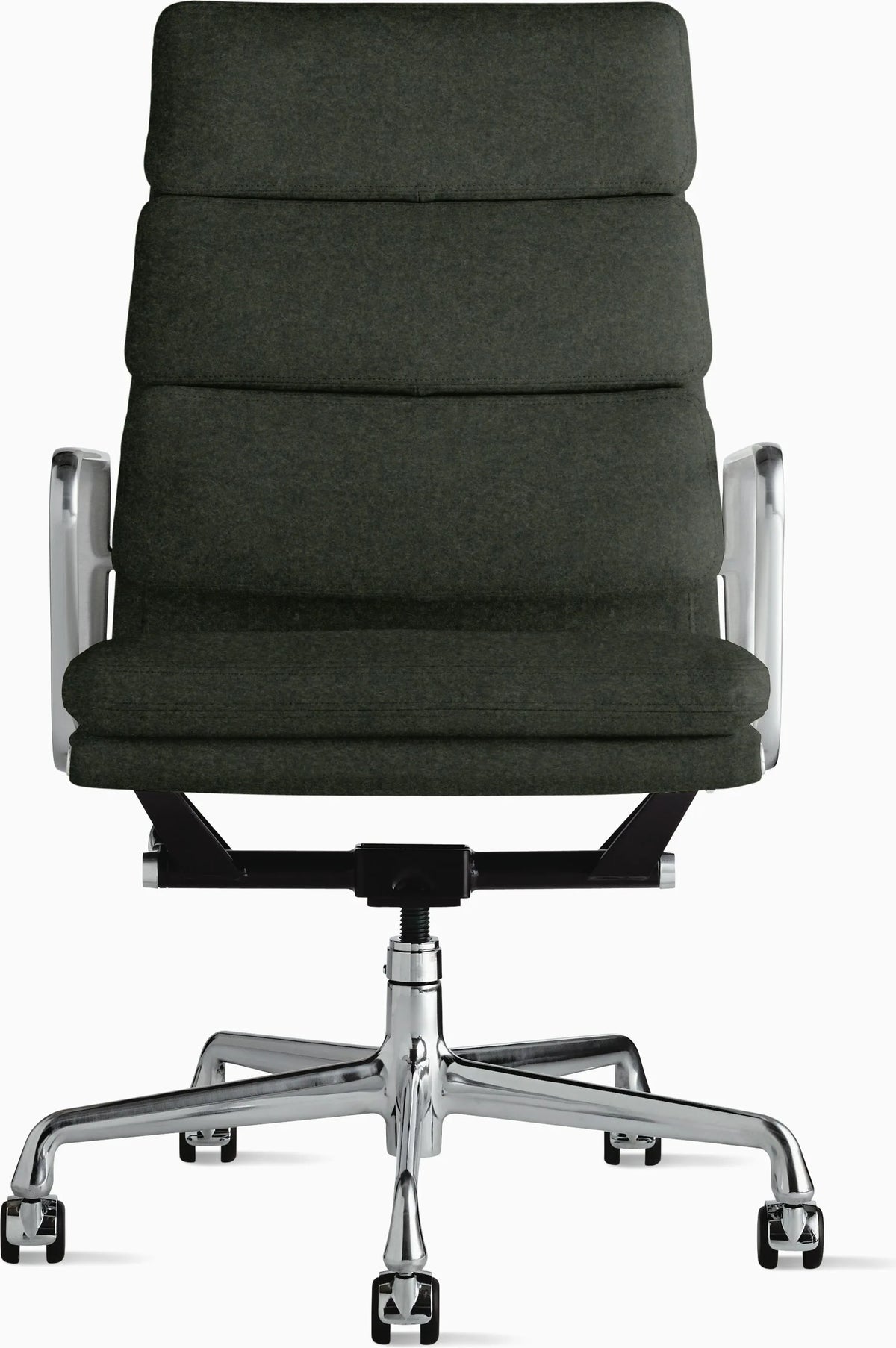 Eames Soft Pad Executive Chair