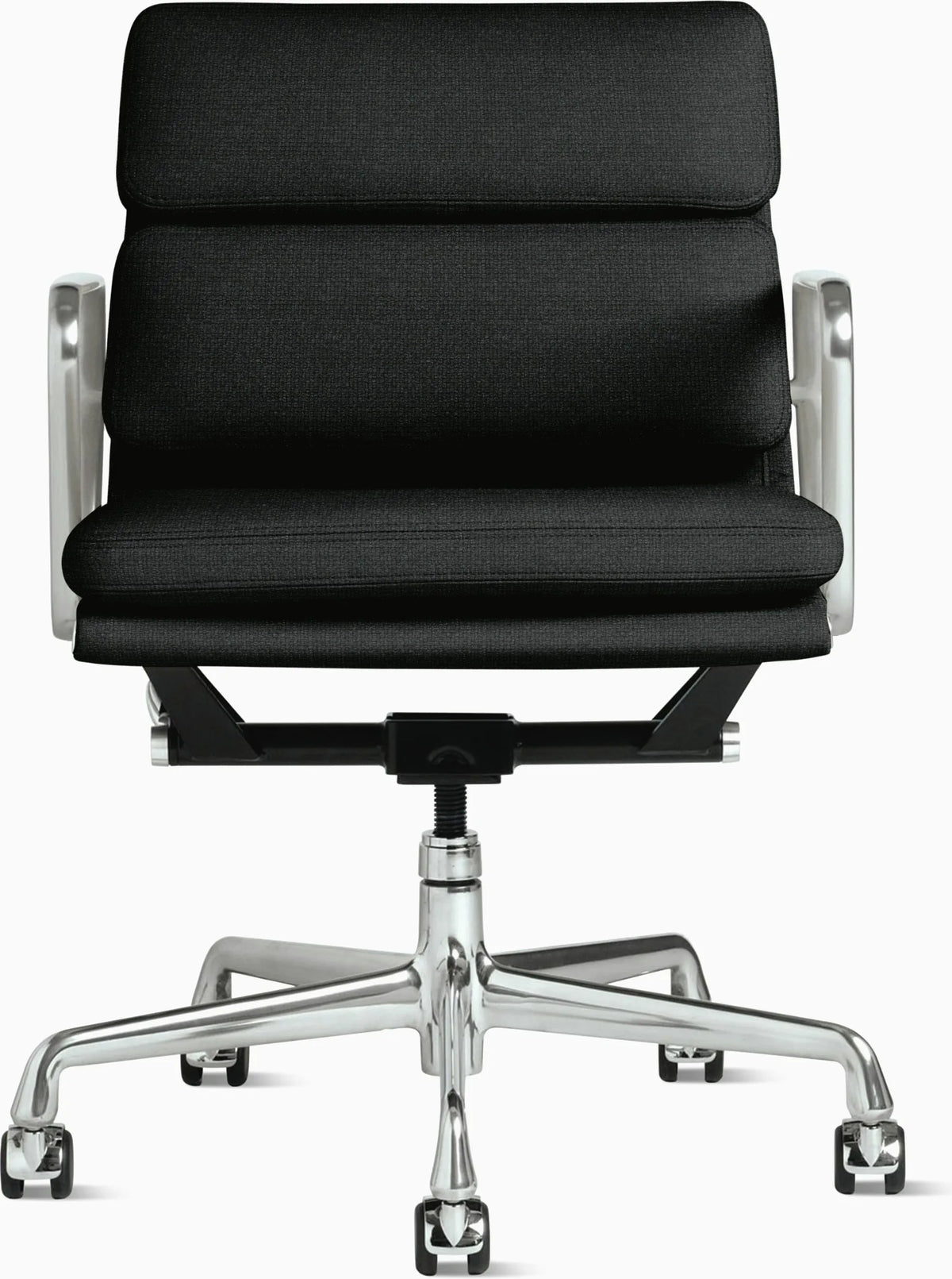 Eames Soft Pad Management Chair