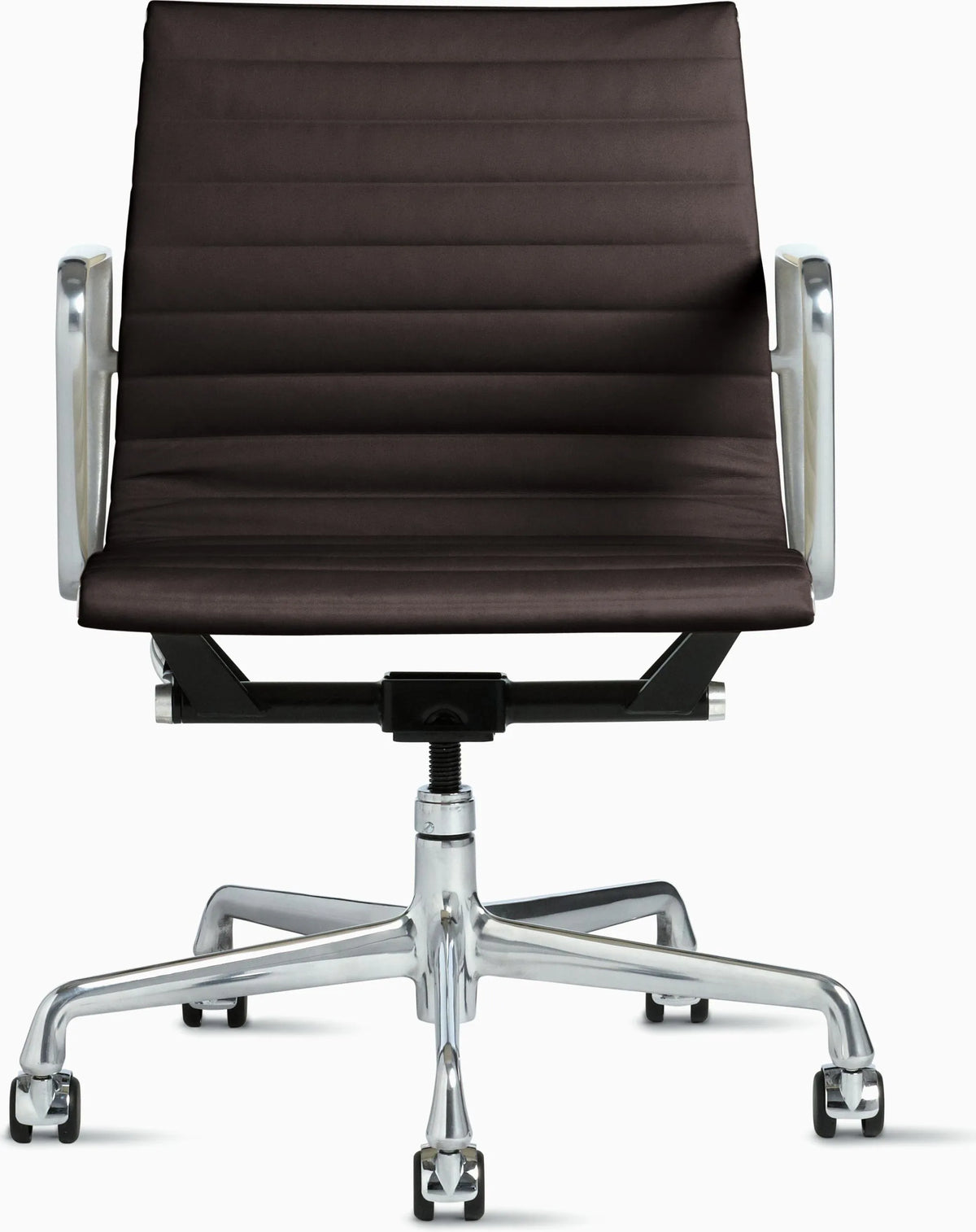 Eames Aluminum Group Chair, Management