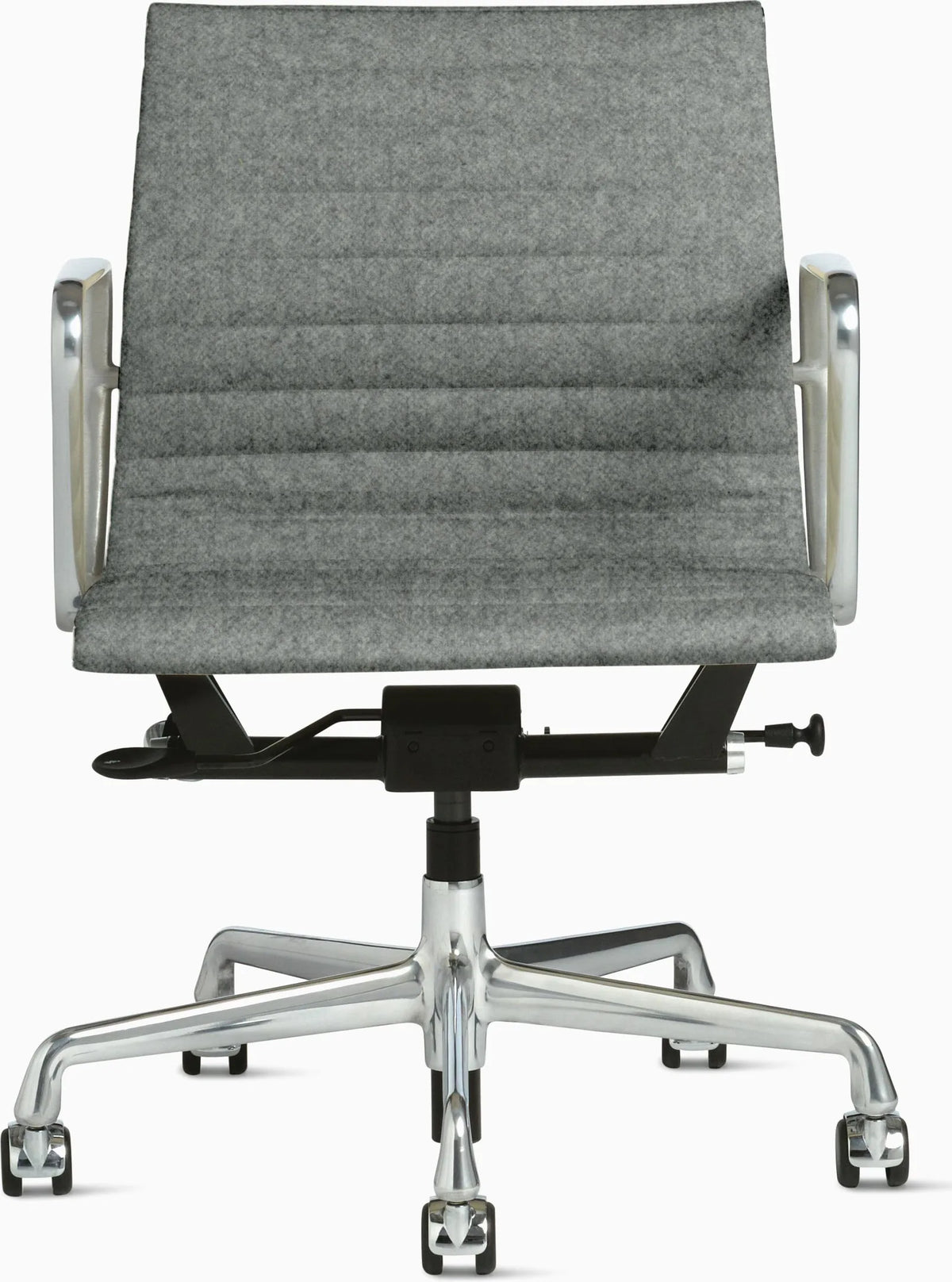 Eames Aluminum Group Chair, Management