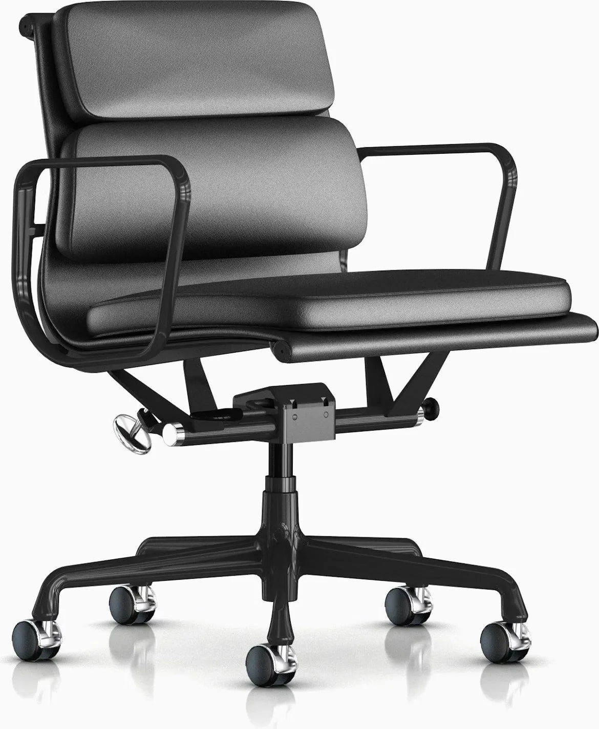 Eames Soft Pad Executive Chair
