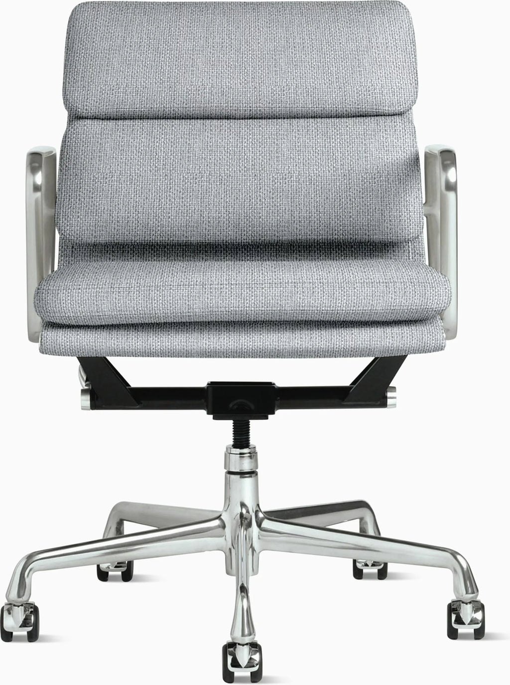 Eames Soft Pad Management Chair