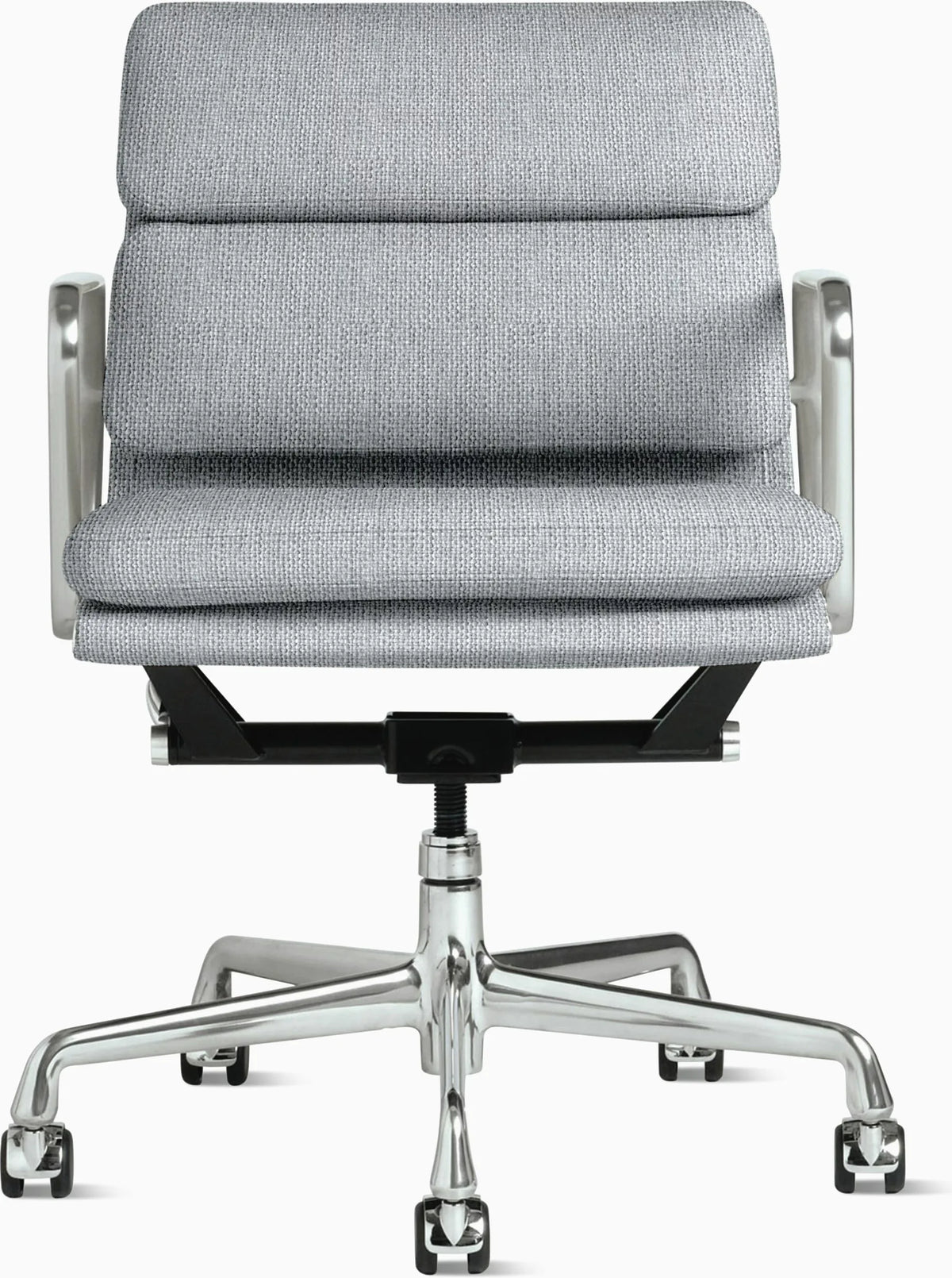 Eames Soft Pad Management Chair