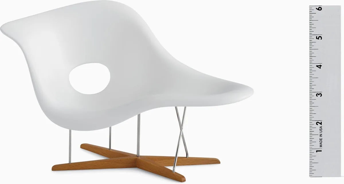 Vitra Miniatures Collection, Eames La Chaise