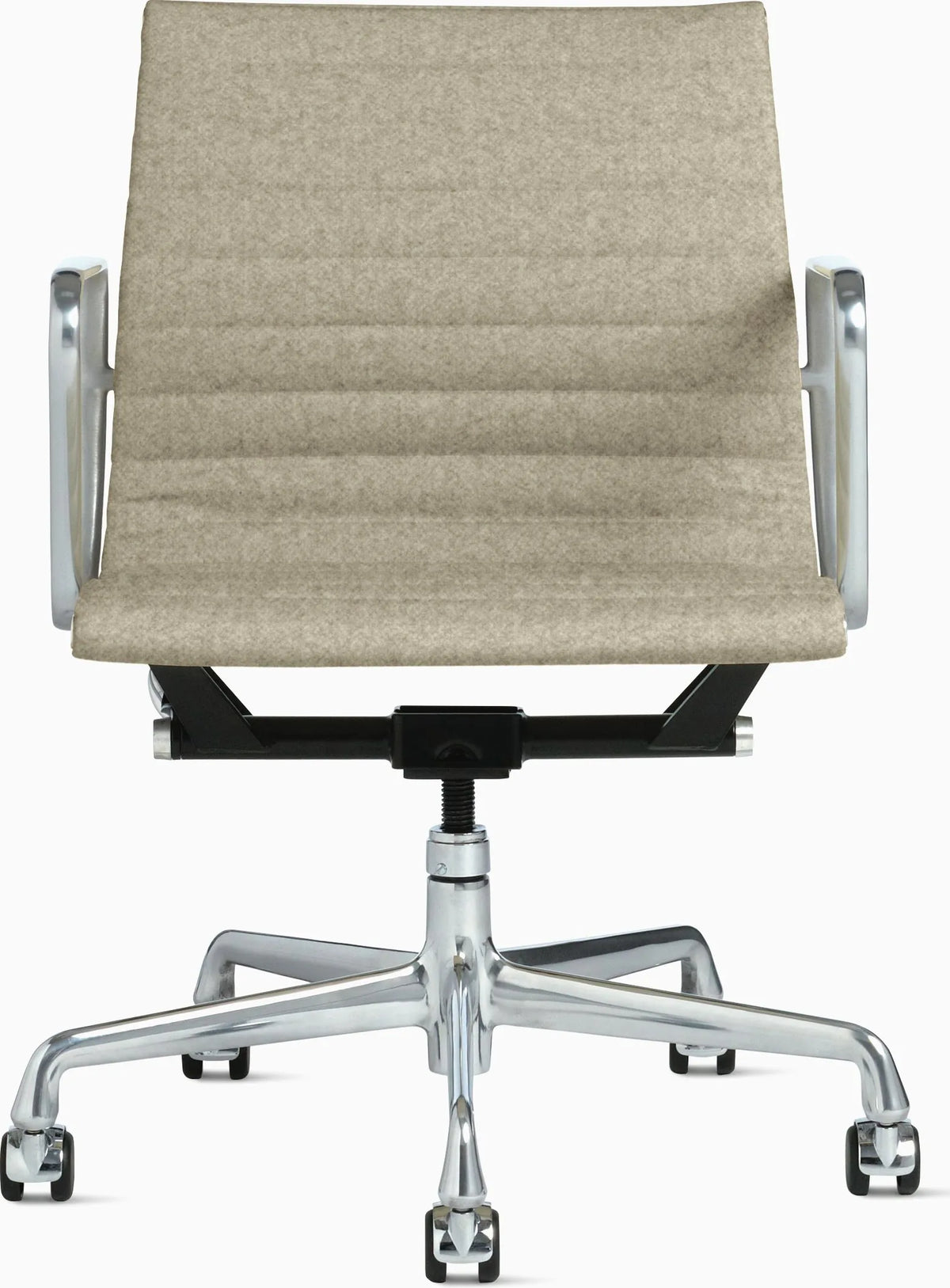 Eames Aluminum Group Chair, Executive