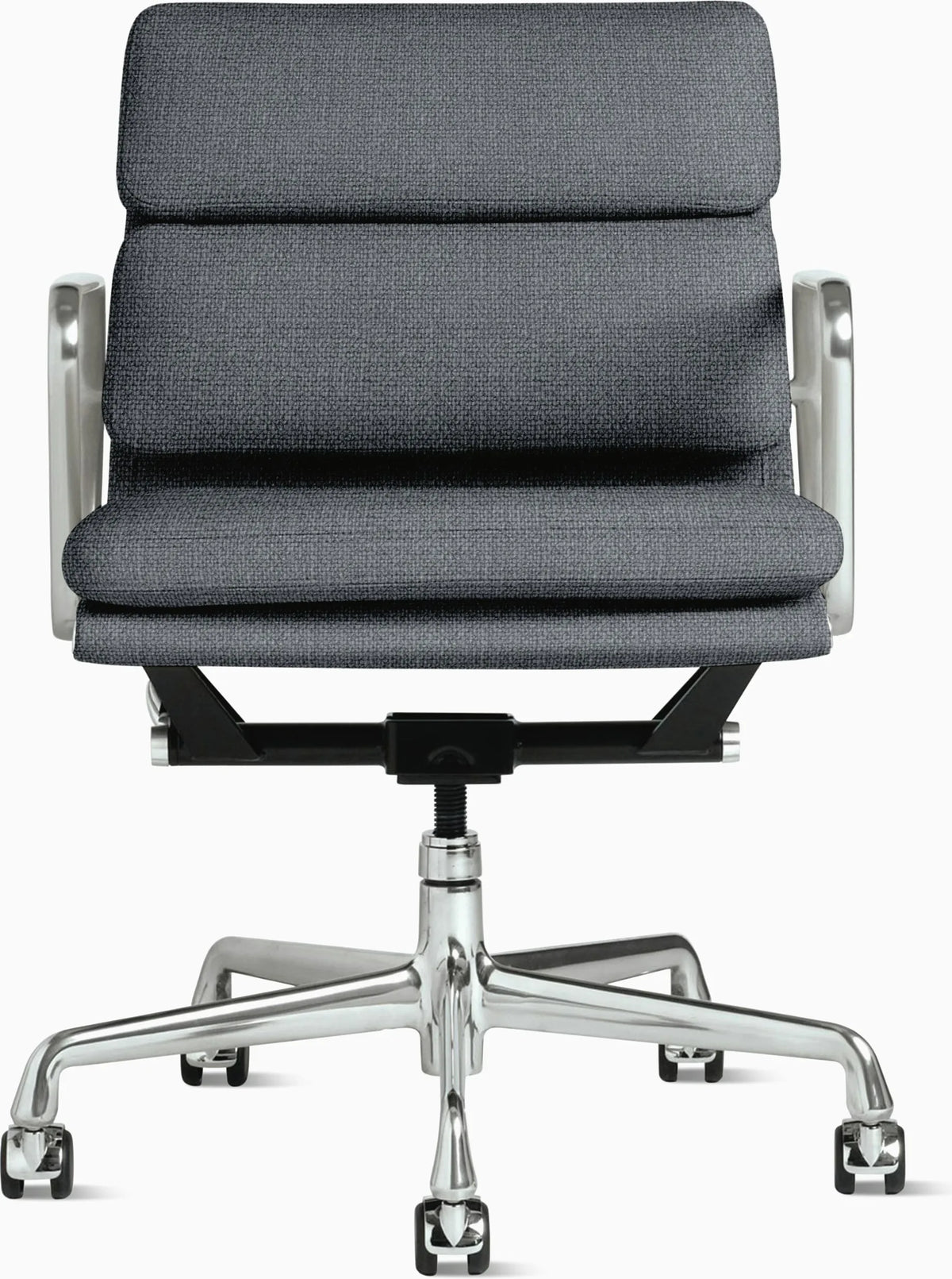 Eames Soft Pad Management Chair