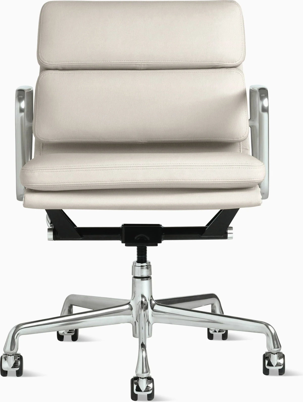 Eames Soft Pad Management Chair