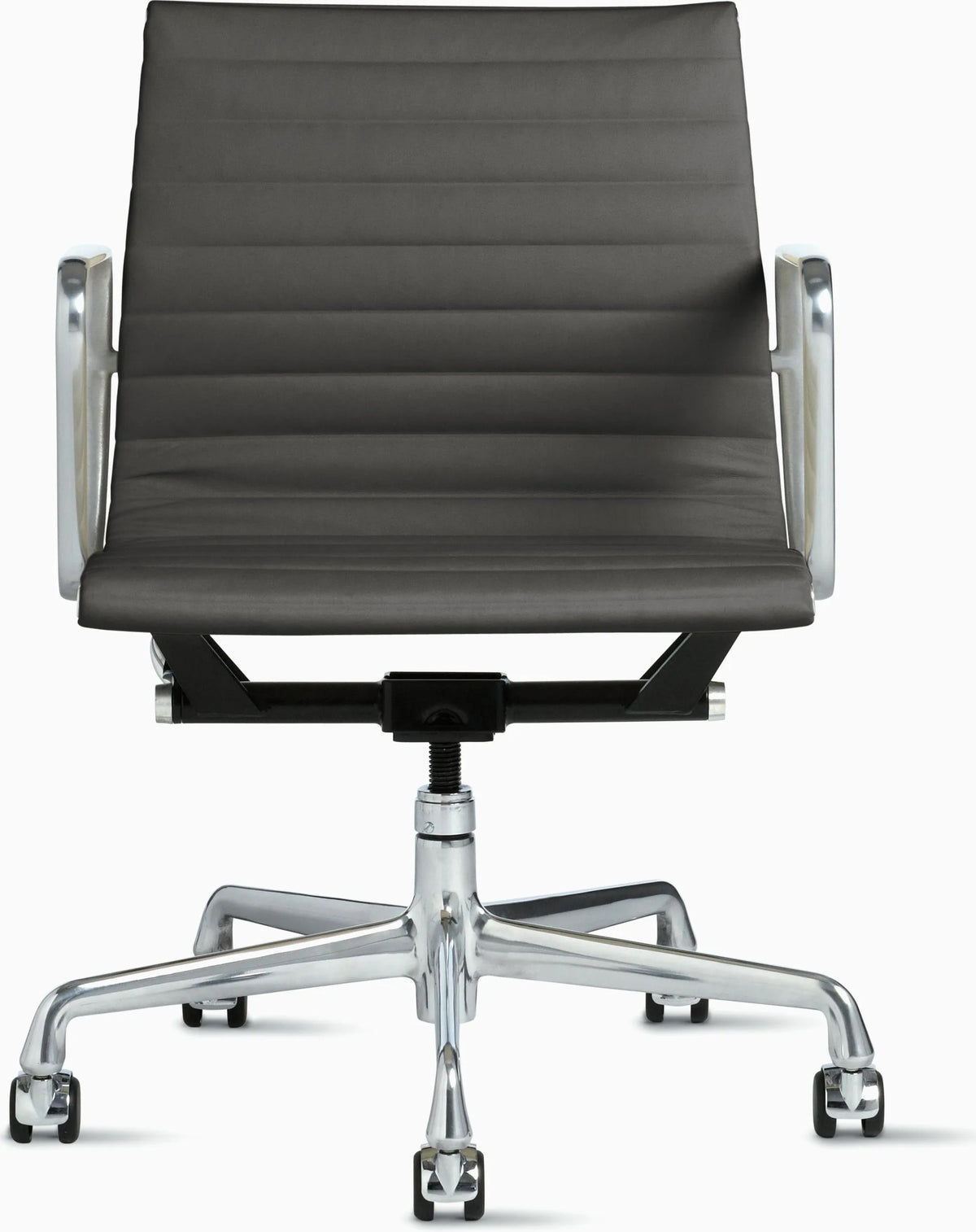Eames Aluminum Group Chair, Management