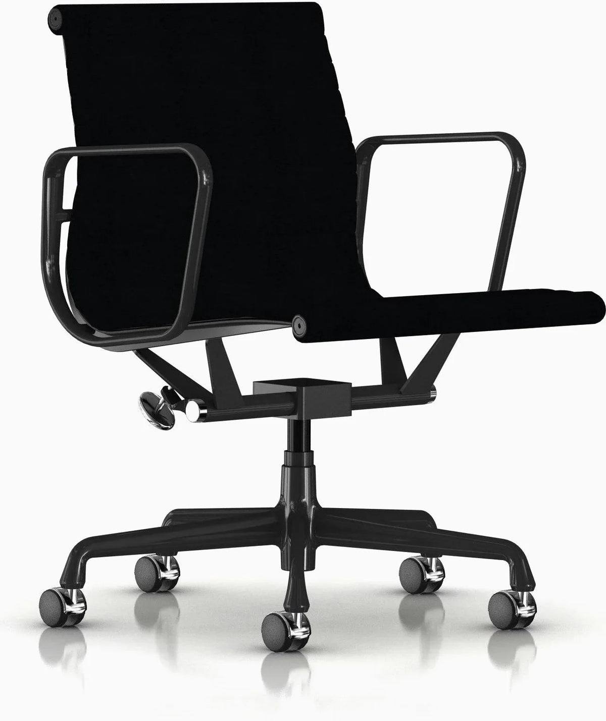 Eames Aluminum Group Chair, Executive