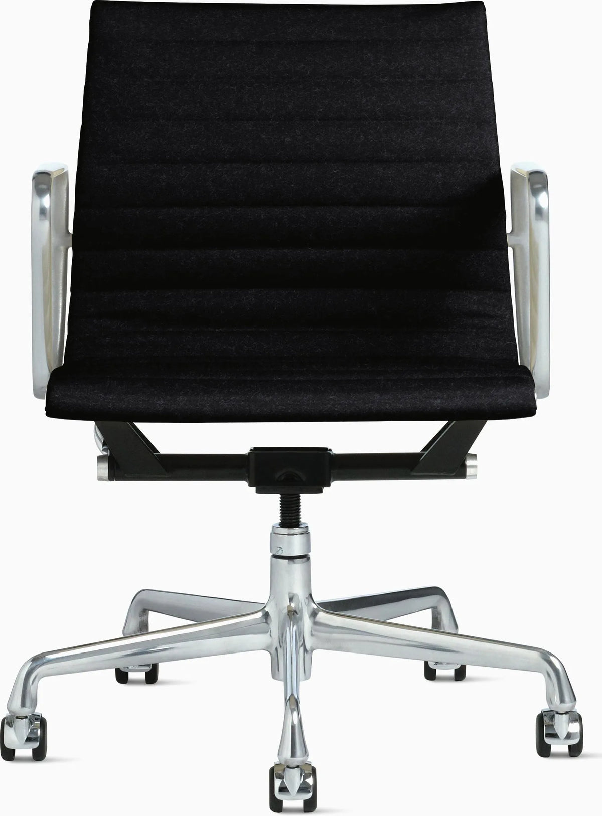 Eames Aluminum Group Chair, Executive