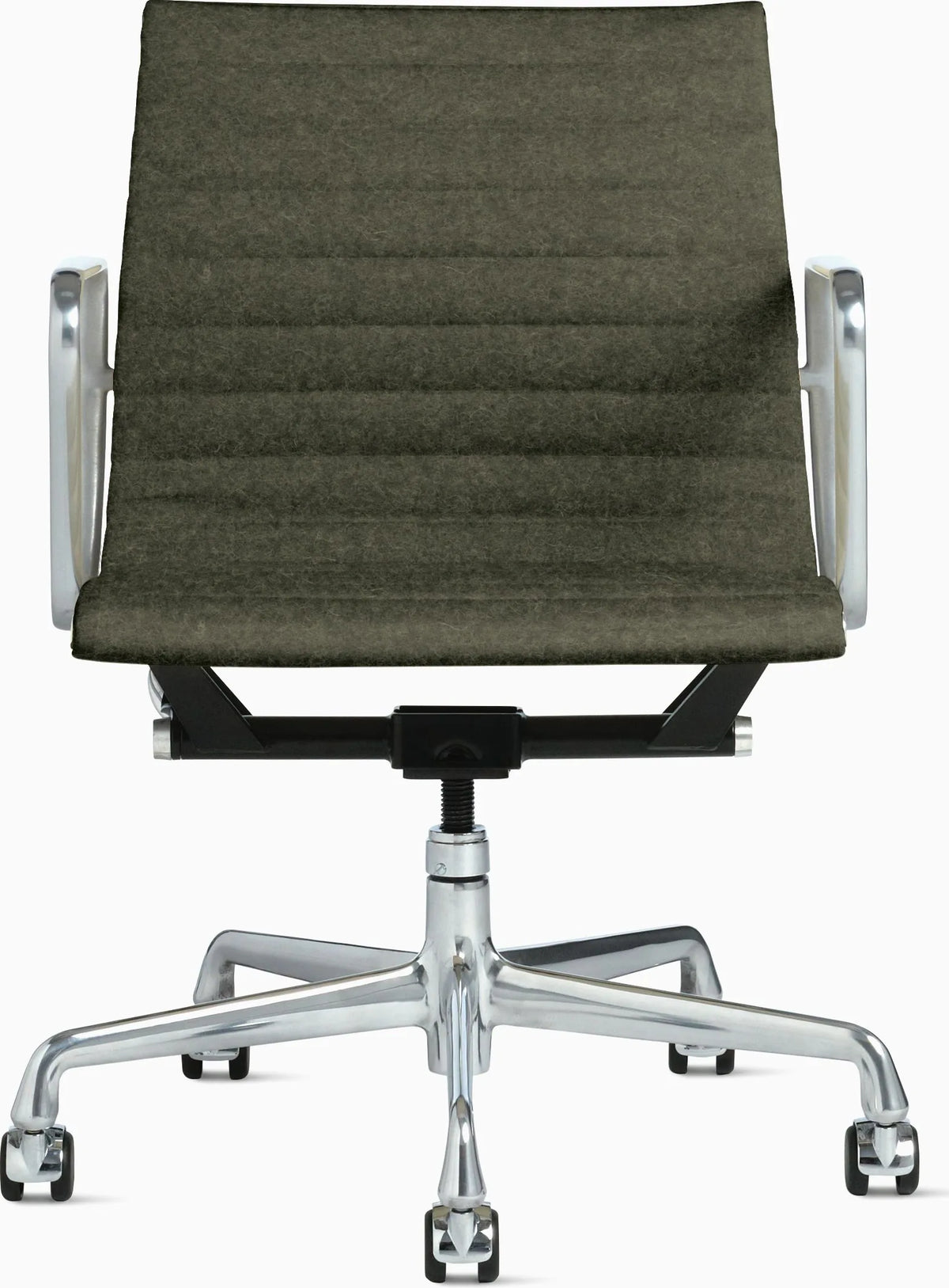 Eames Aluminum Group Chair, Management