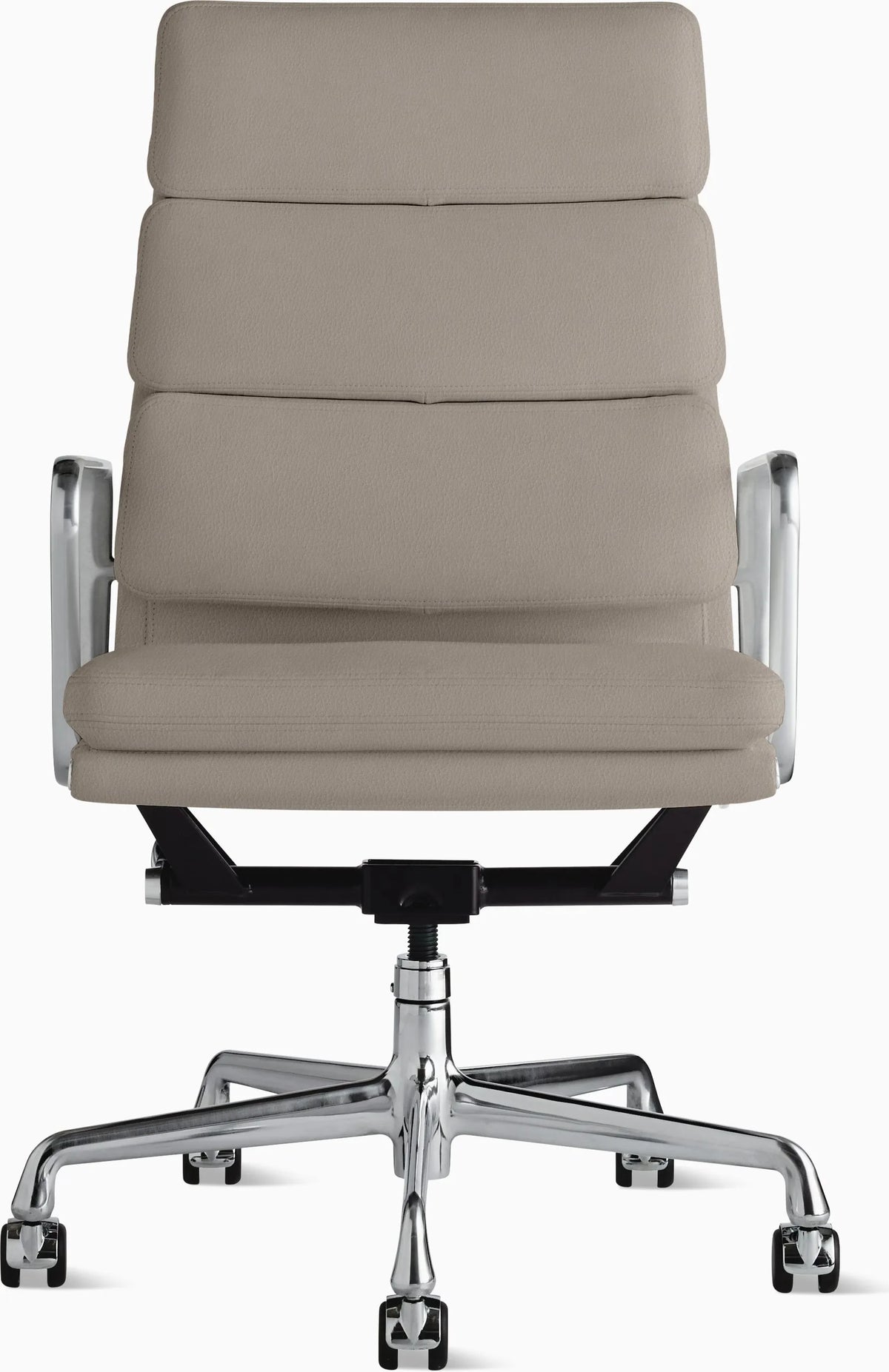 Eames Soft Pad Executive Chair
