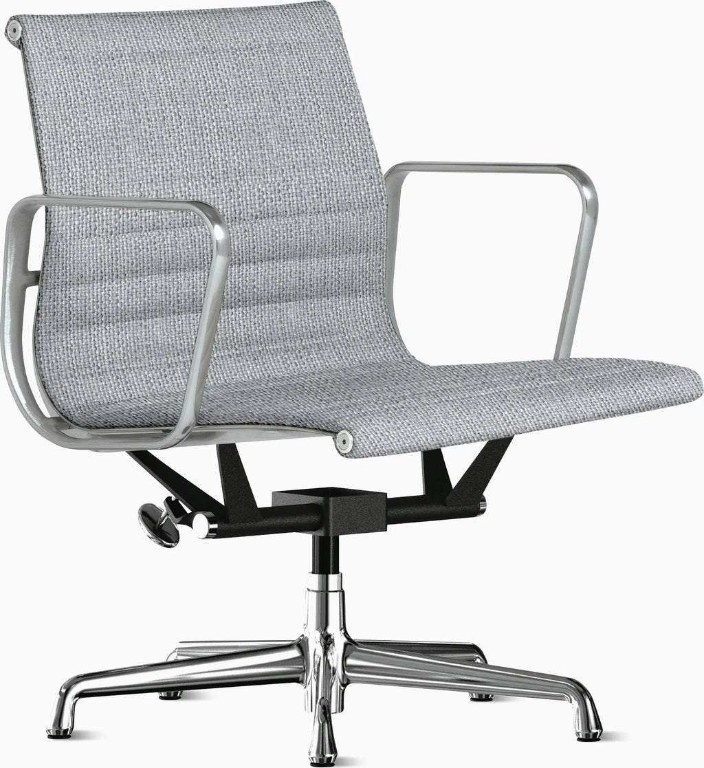 Eames Aluminum Group Chair, Management